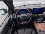 2023 Navigator L Thumbnail 24