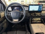 2023 Navigator L Thumbnail 18