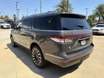 2024 Navigator L Thumbnail 6