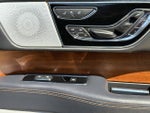2024 Navigator L Thumbnail 16