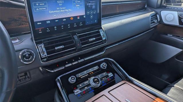 2024 Lincoln Navigator L Black Label
