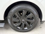 2024 Navigator L Thumbnail 9