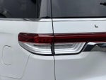 2024 Navigator L Thumbnail 11