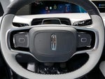 2025 Navigator L Thumbnail 20