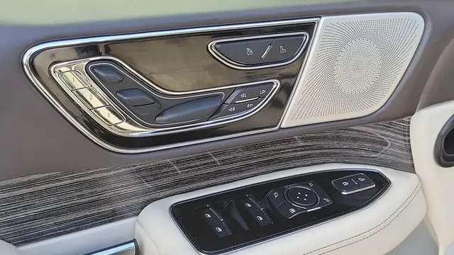 2023 Lincoln Navigator L Black Label