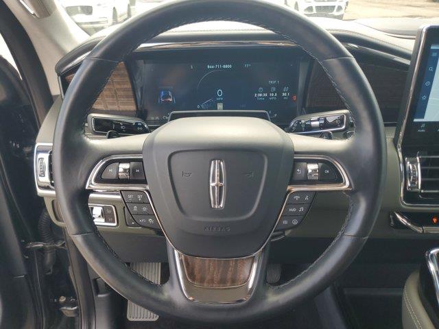 2023 Lincoln Navigator - $62,995