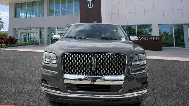 2023 Lincoln Navigator L Black Label
