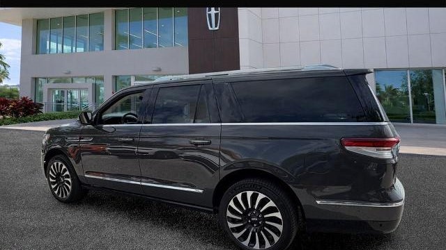 2023 Lincoln Navigator L Black Label