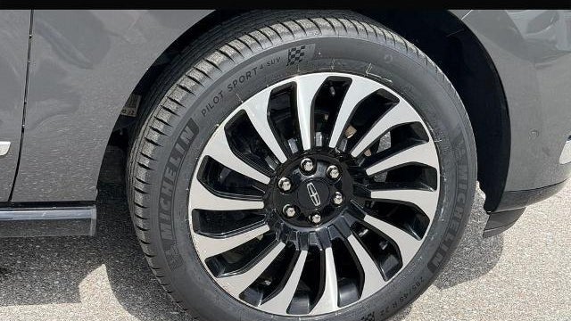 2023 Lincoln Navigator L Black Label