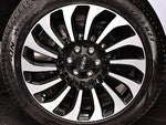 2023 Navigator L Thumbnail 9