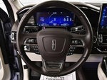 2023 Navigator L Thumbnail 17