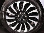 2023 Navigator L Thumbnail 9