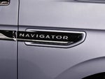 2023 Navigator L Thumbnail 10