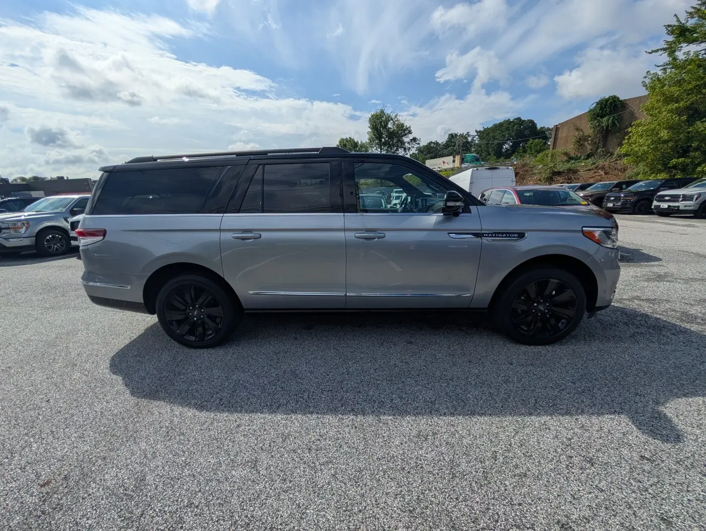 2024 Lincoln Navigator - $71,000