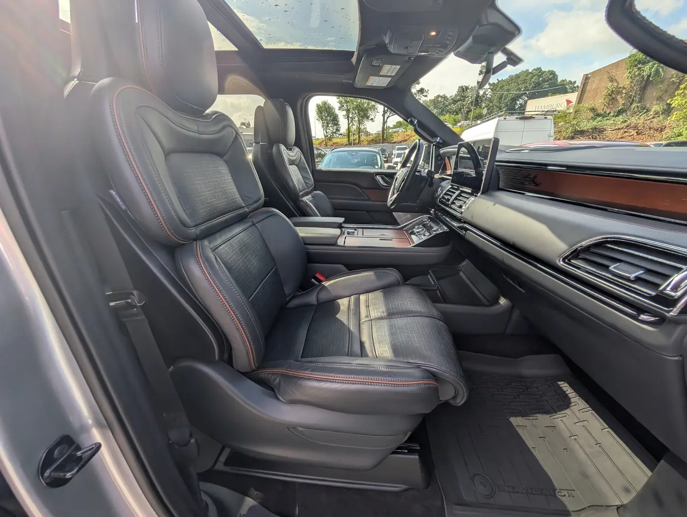 2024 Lincoln Navigator - $71,000