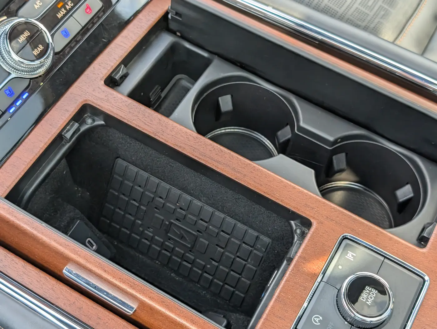 2024 Lincoln Navigator - $71,000