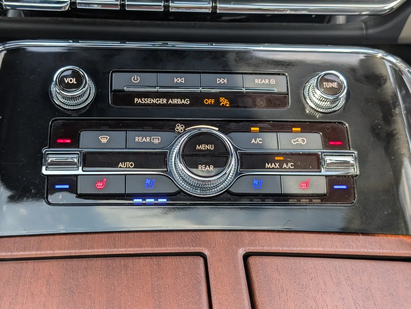 2024 Lincoln Navigator - $71,000