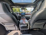 2024 Navigator L Thumbnail 20