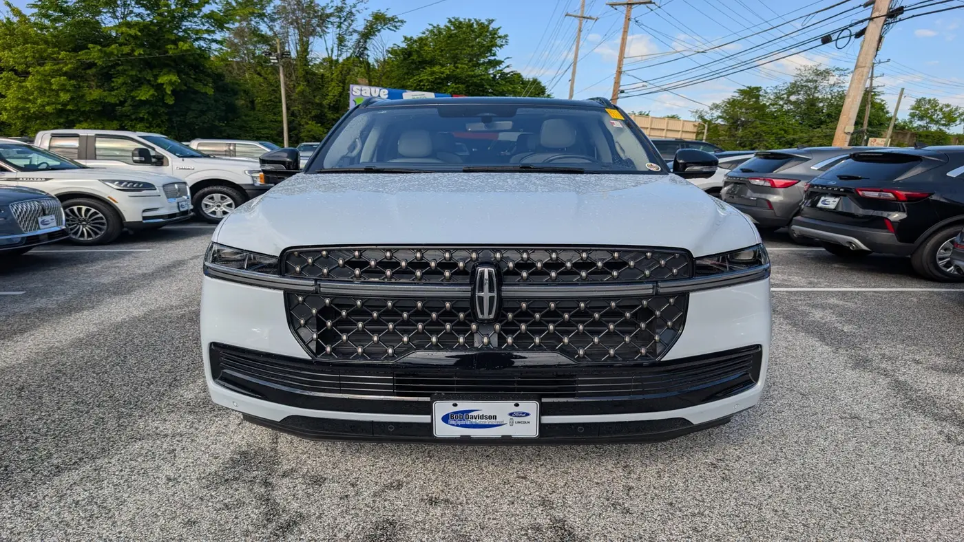 2025 Lincoln Navigator L Black Label