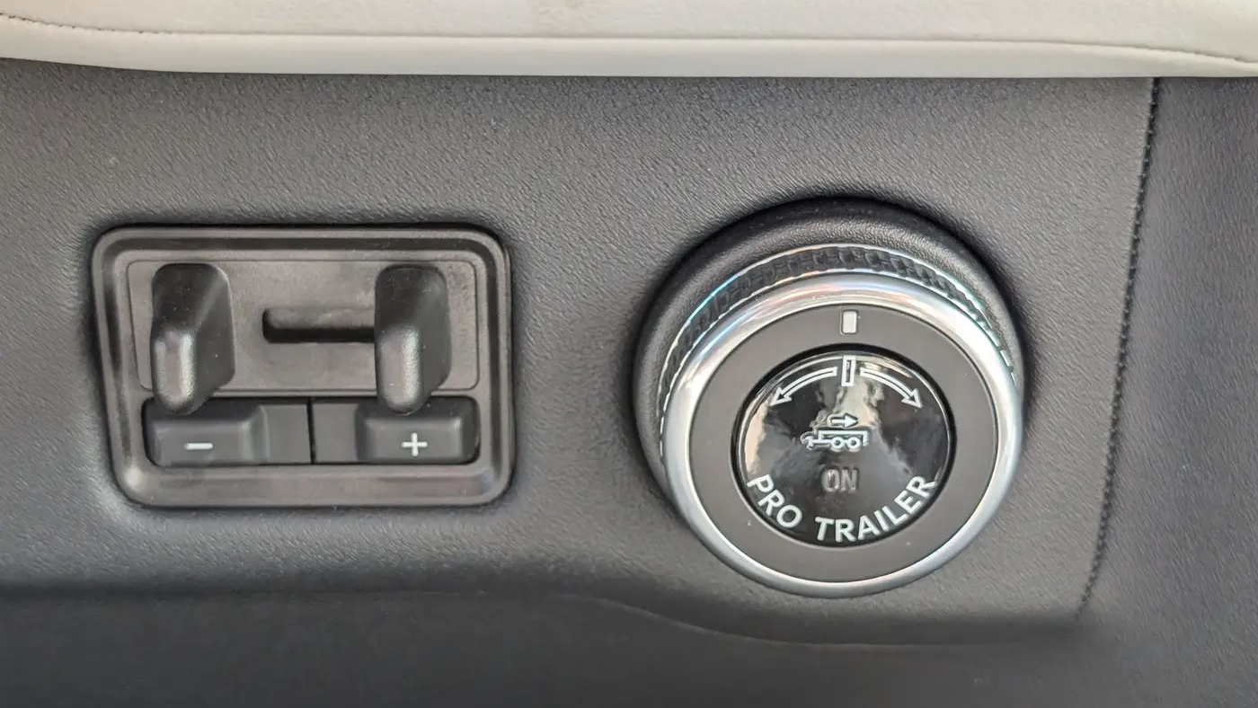 2025 Lincoln Navigator L Black Label