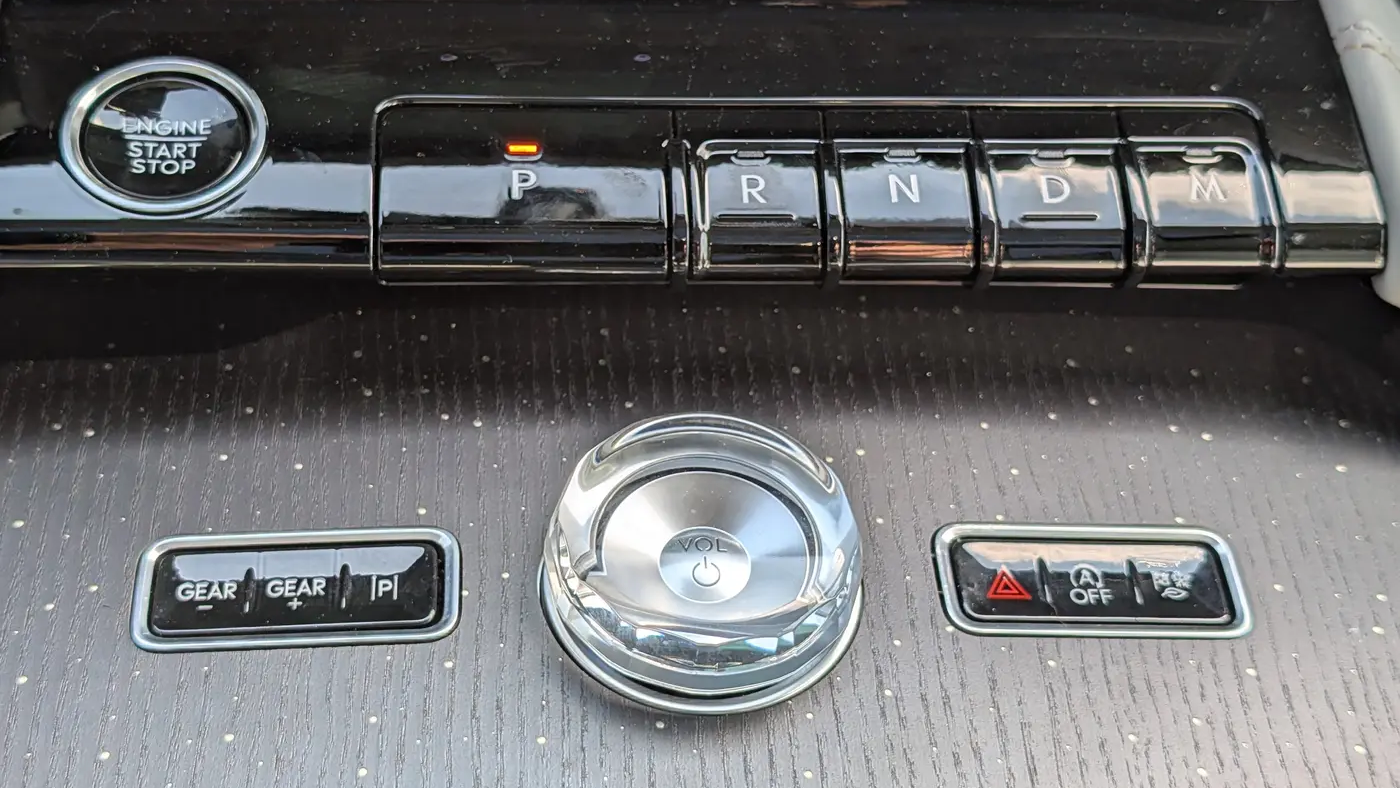 2025 Lincoln Navigator L Black Label