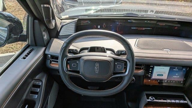 2025 Lincoln Navigator L Black Label