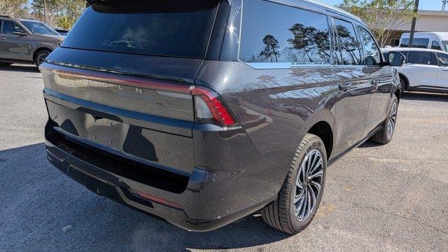 2025 Lincoln Navigator L Black Label