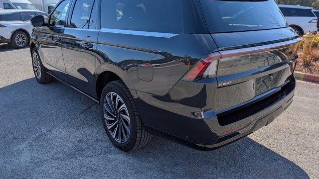 2025 Lincoln Navigator L Black Label
