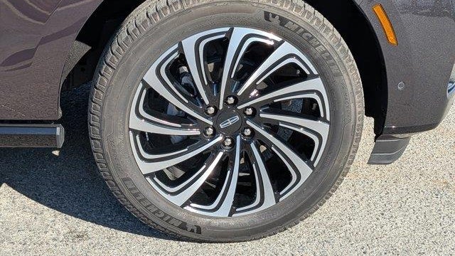 2025 Lincoln Navigator L Black Label