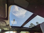 2025 Navigator L Thumbnail 24
