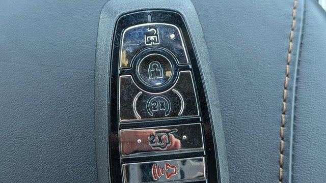 2025 Lincoln Navigator L Black Label