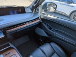 2025 Navigator L Thumbnail 20