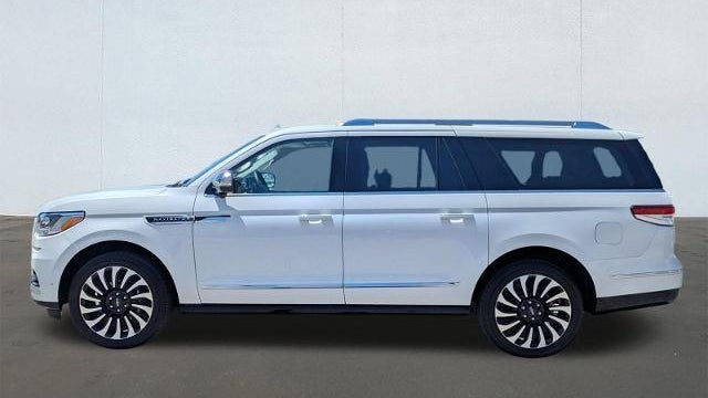 2023 Lincoln Navigator L Black Label