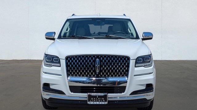 2023 Lincoln Navigator L Black Label