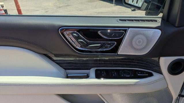 2023 Lincoln Navigator L Black Label