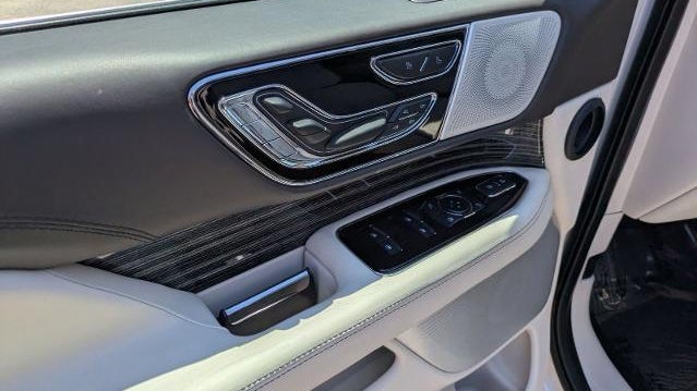 2023 Lincoln Navigator L Black Label
