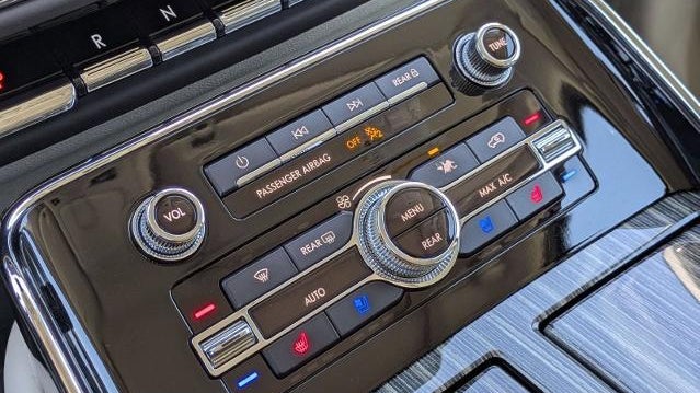 2023 Lincoln Navigator L Black Label