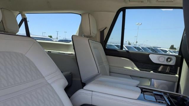 2023 Lincoln Navigator L Black Label