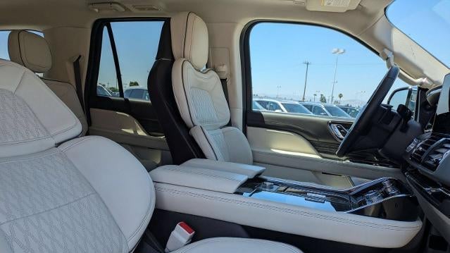 2023 Lincoln Navigator L Black Label