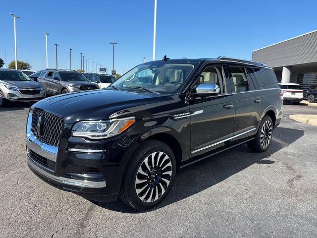 2023 Lincoln Navigator - $61,985