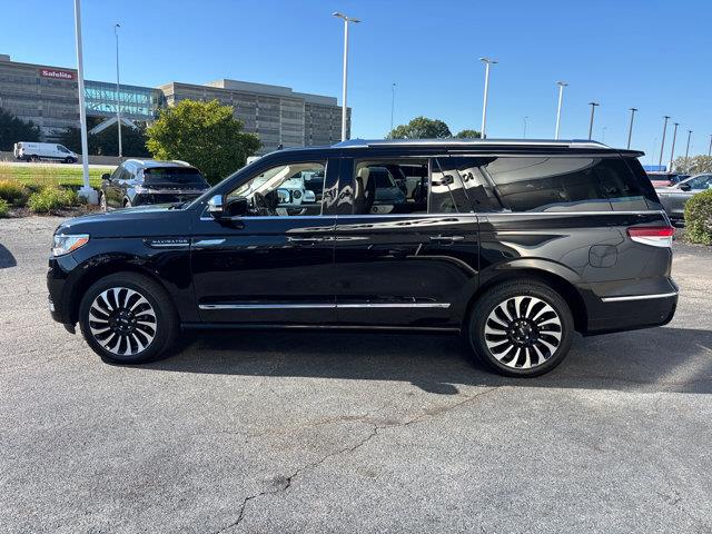 2023 Lincoln Navigator - $61,985