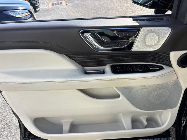 2023 Lincoln Navigator - $61,985