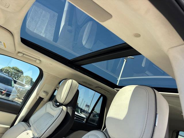 2023 Lincoln Navigator - $61,985