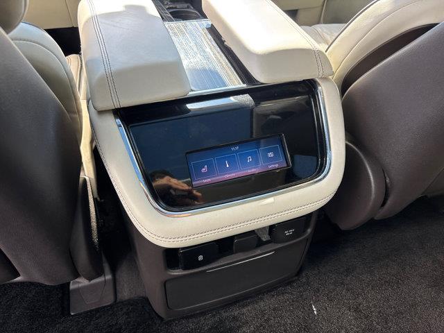 2023 Lincoln Navigator - $61,985