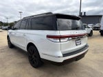 2024 Navigator L Thumbnail 6