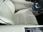 2024 Navigator L Thumbnail 12