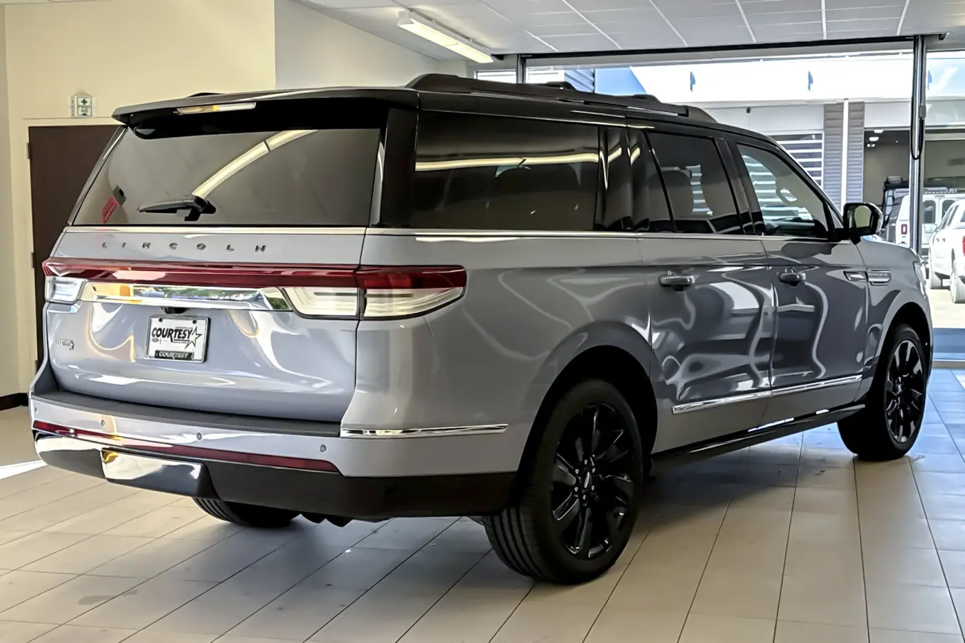 2024 Lincoln Navigator - $67,917