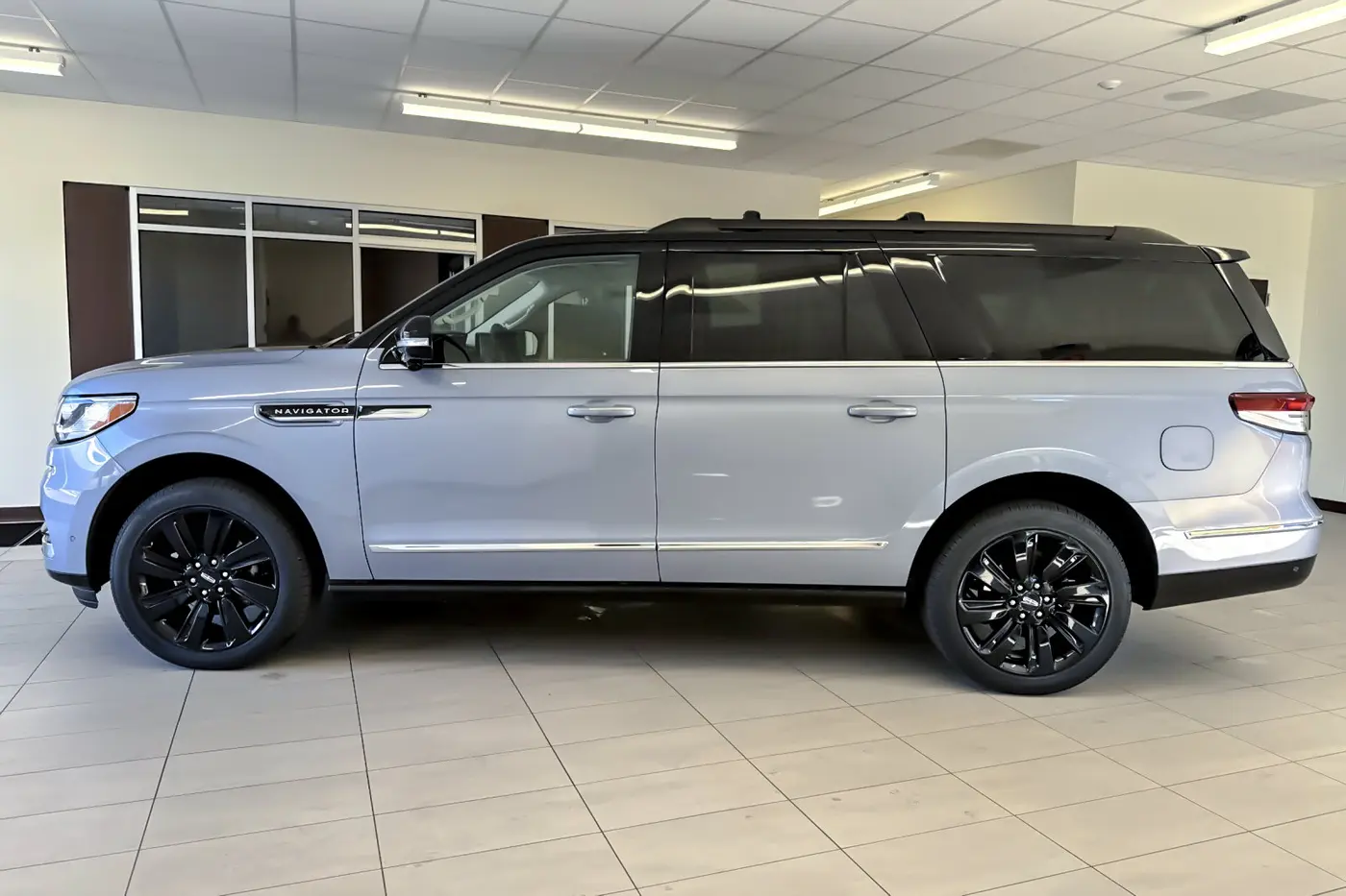 2024 Lincoln Navigator - $67,917