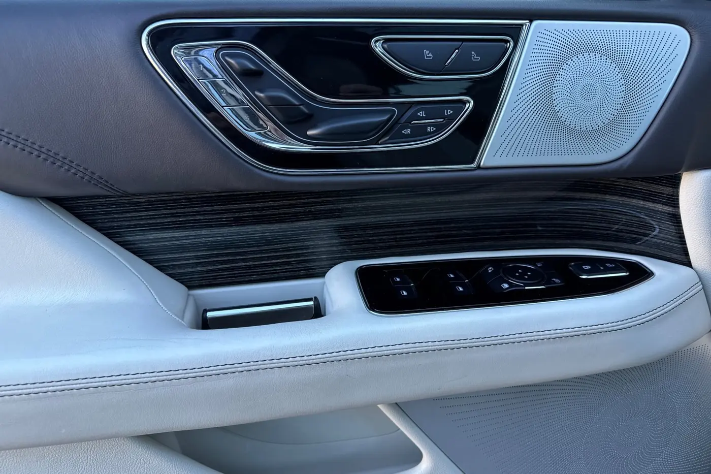 2024 Lincoln Navigator - $67,917