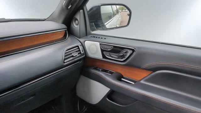 2024 Lincoln Navigator L Black Label